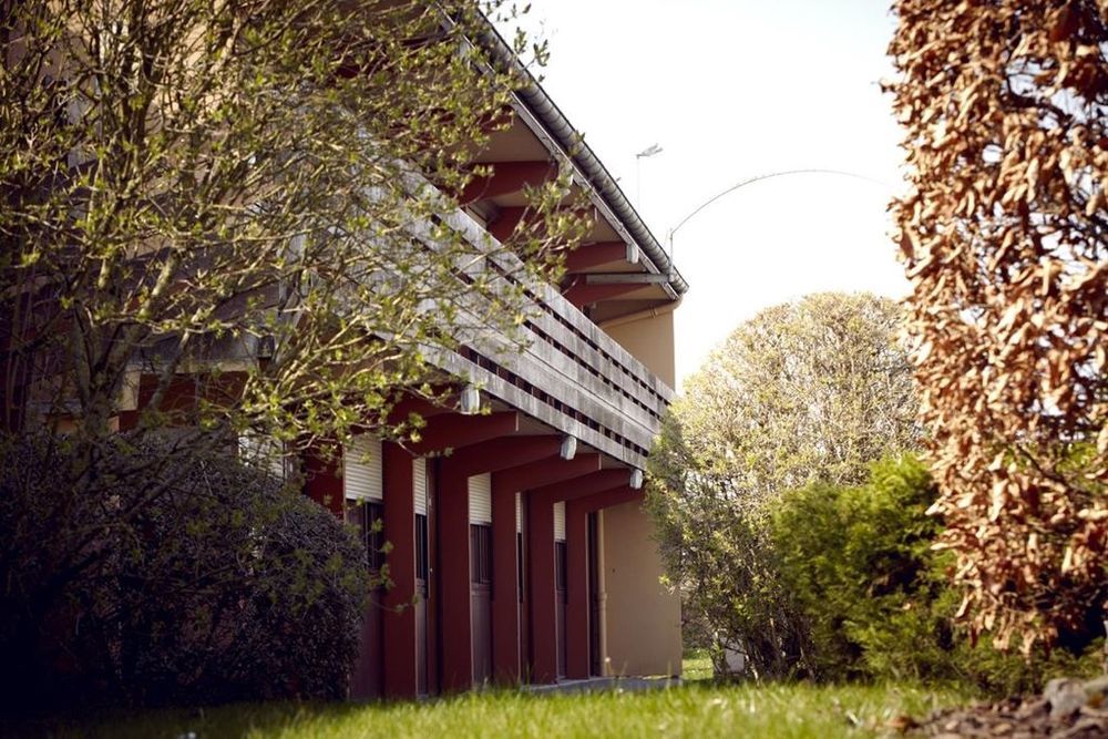 فندق كامبانيل ميلون سينارت - فيرت سانت دينيس Vert-Saint-Denis المظهر الخارجي الصورة